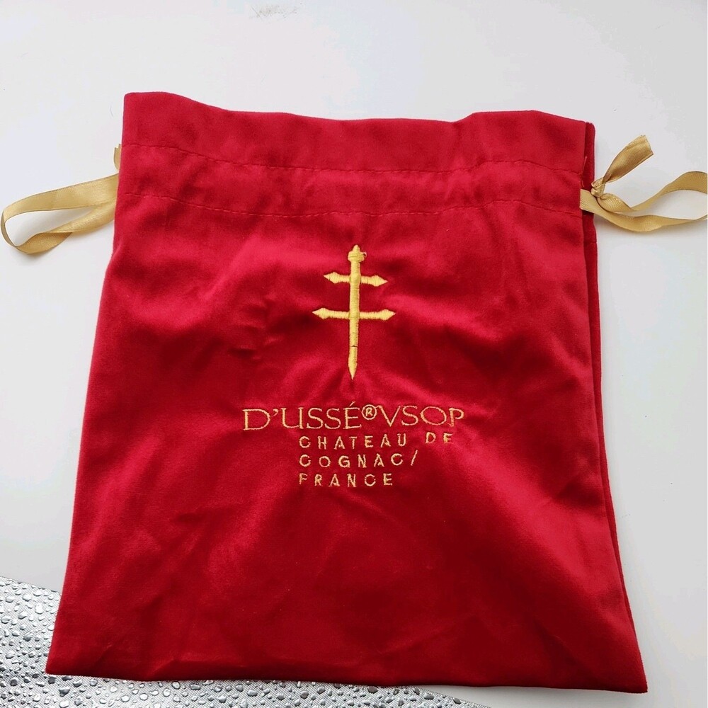 D'Usse VSOP Chateau de Cognac France Red Velvet Bag